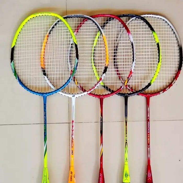 raket badminton