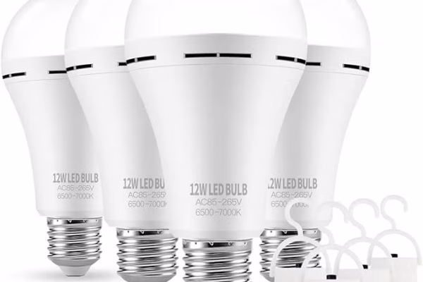 Rechargeable bulb